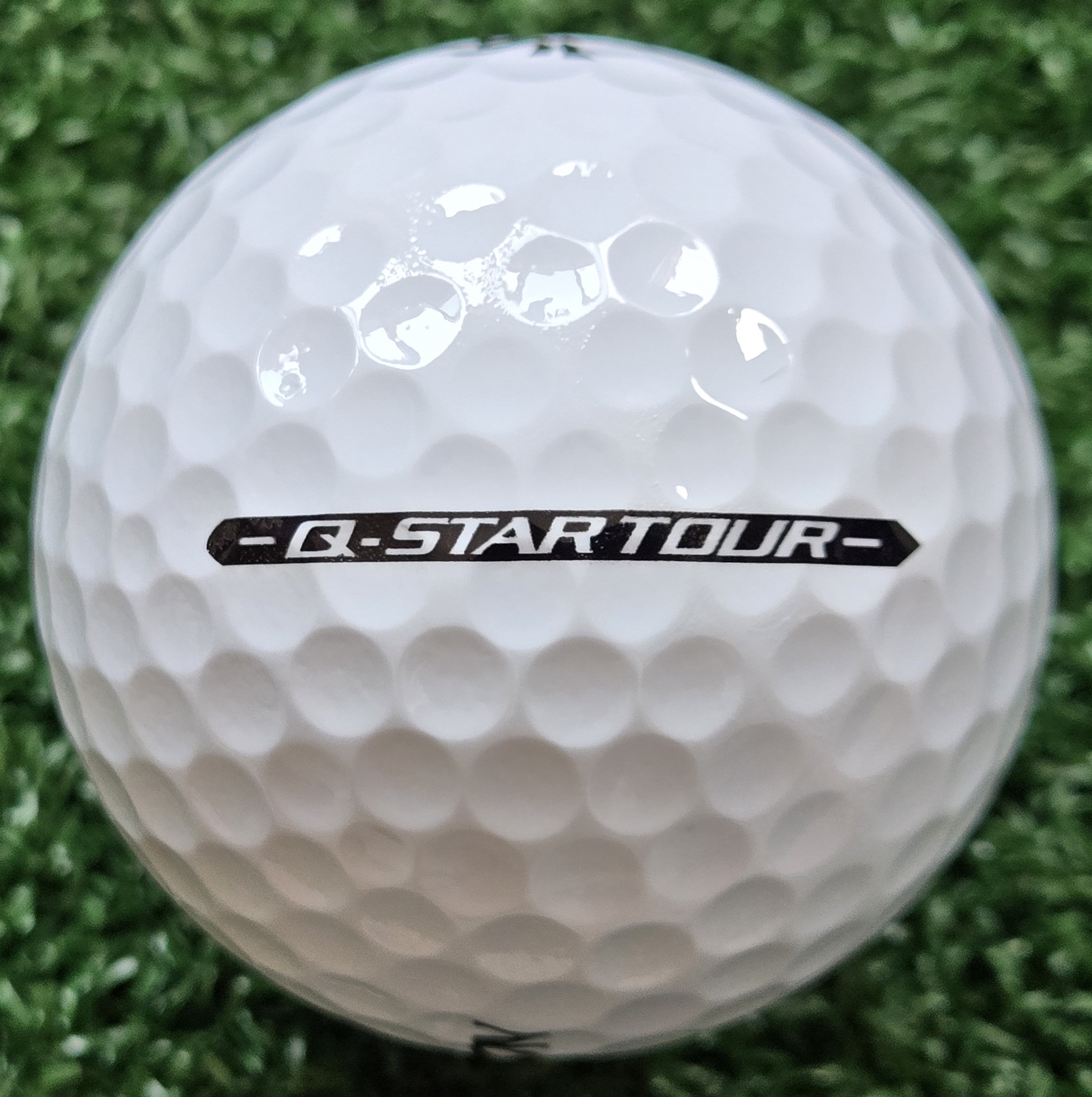 2024 srixon q-star tour golf ball alignment